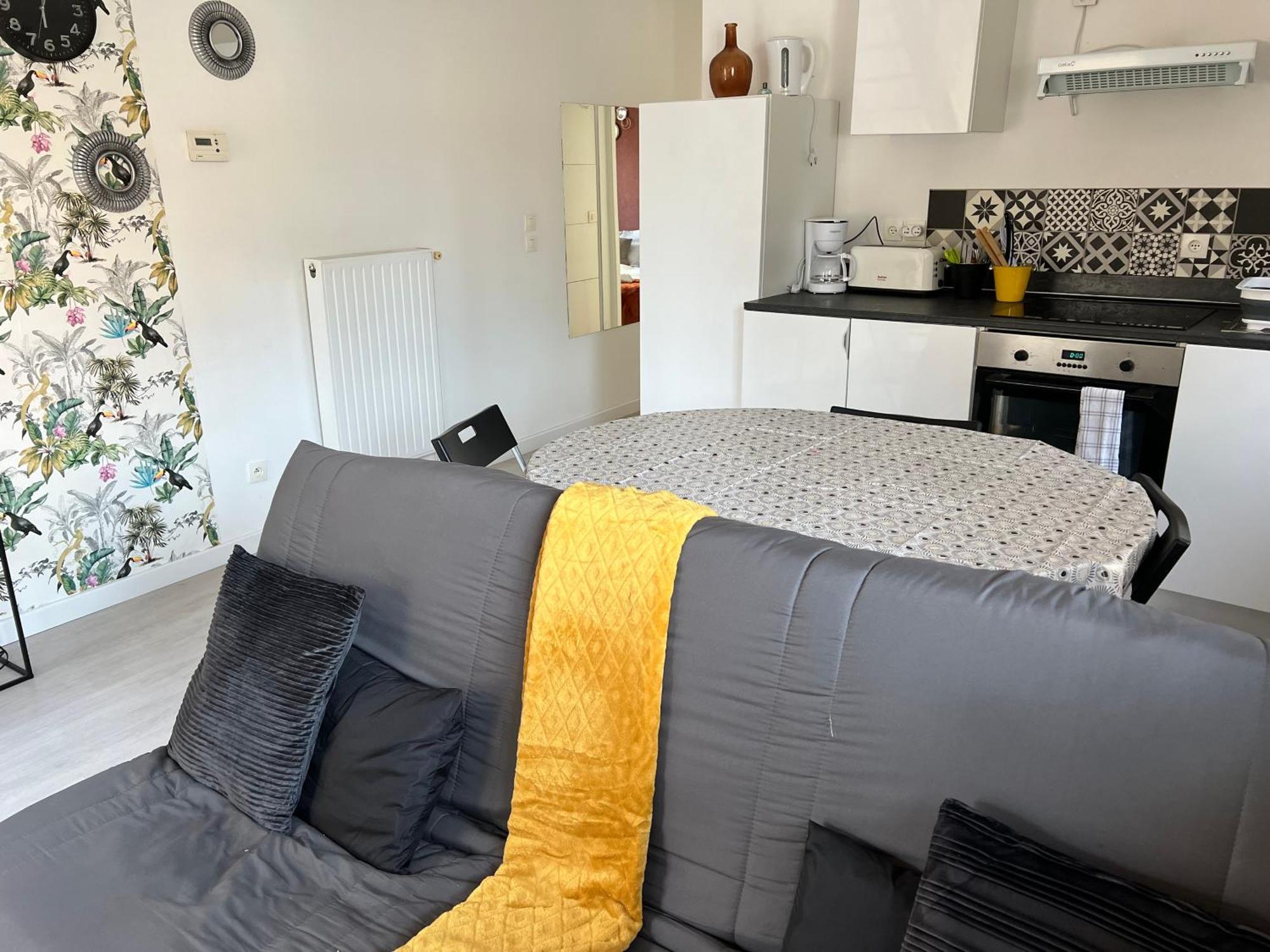 La Maisonnette Un Sejour A Part Longeville-les-Metz Exterior foto