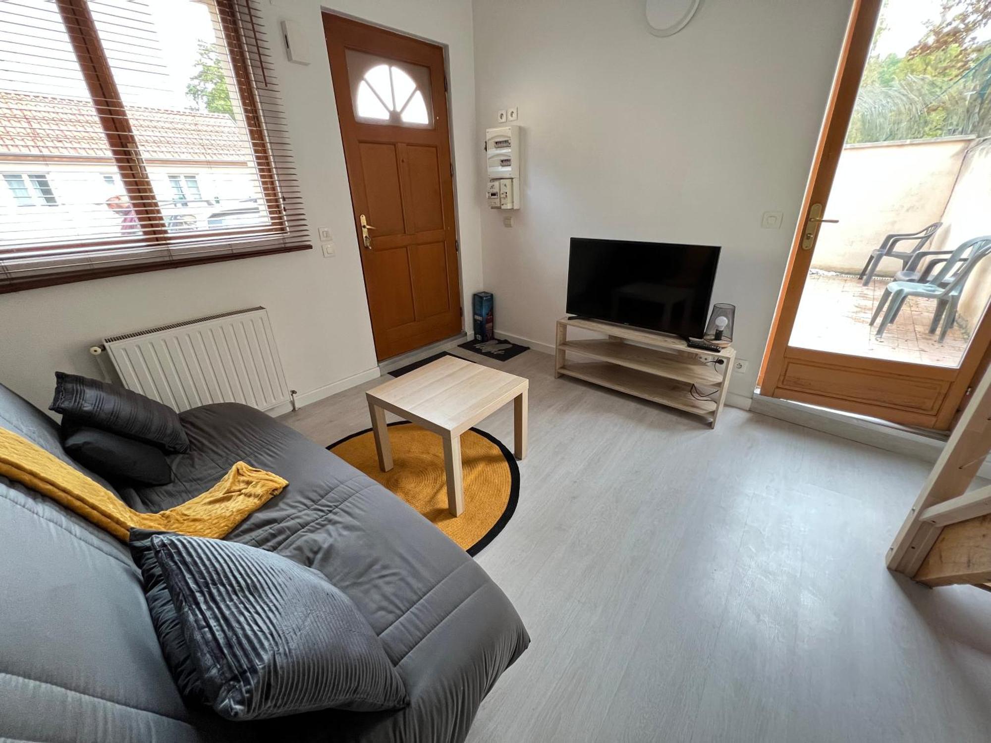 La Maisonnette Un Sejour A Part Longeville-les-Metz Exterior foto