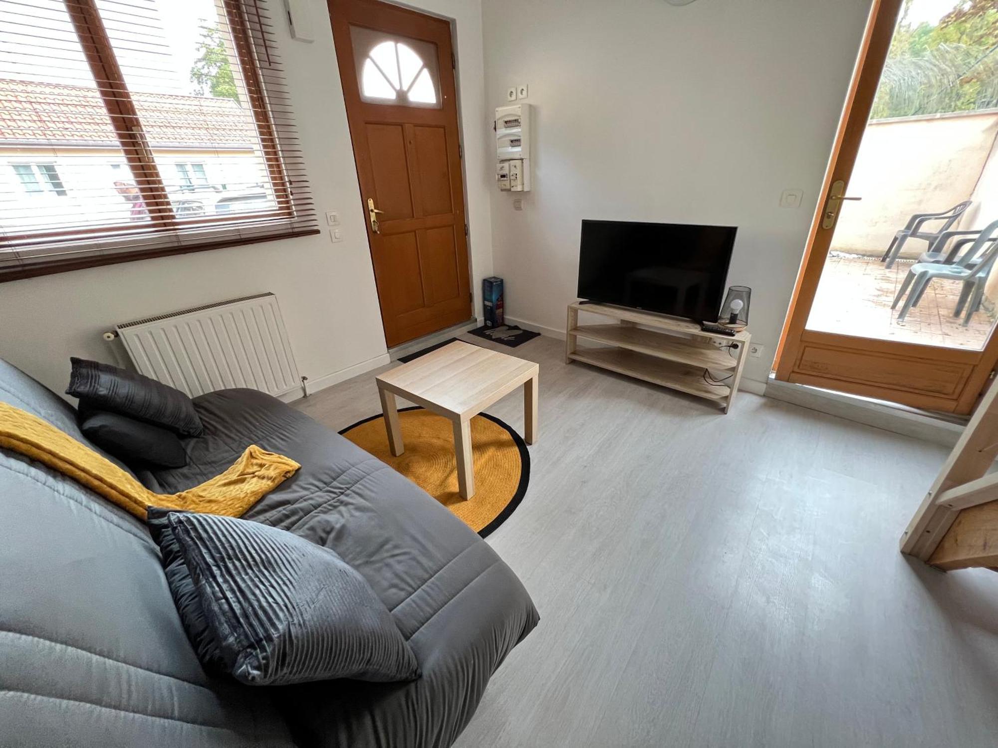 La Maisonnette Un Sejour A Part Longeville-les-Metz Exterior foto